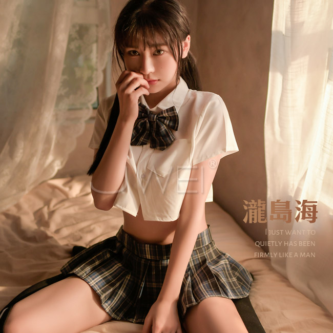 幸福包圍．百褶短裙學生套裝四件組(黑藍色)